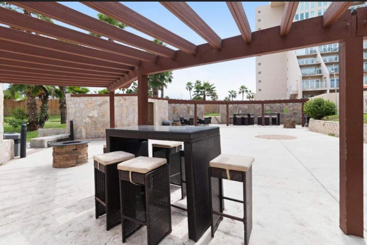 Apartahotel Bahia Mar Solare Tower 6th Floor Bayview 2bd 2ba With Pools