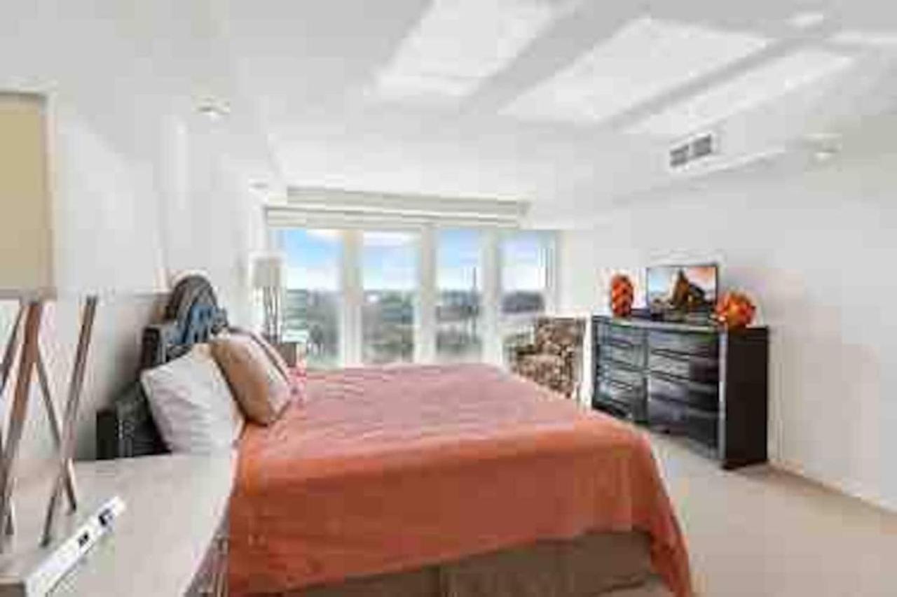 Apartahotel Bahia Mar Solare Tower 6th Floor Bayview 2bd 2ba With Pools South Padre Island