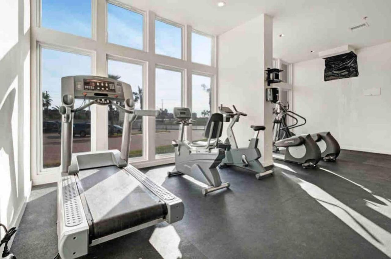 Bahia Mar Solare Tower 6th Floor Bayview 2bd 2ba With Pools Apartahotel